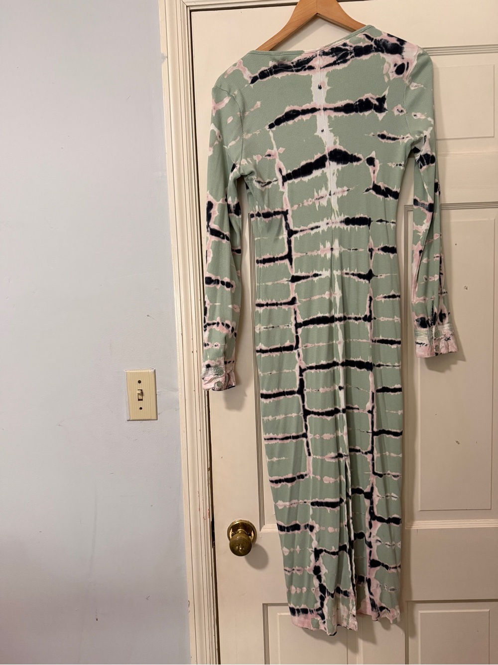 Tie-Dye Long Sleeve Maxi Dress in Sage and Pink - Picture 3 of 3